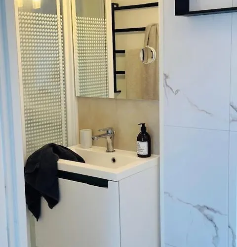 Le De Paulette Apartment *